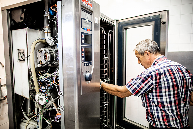 Bentbrandt Brugtvarelager RAISFOTO 8007